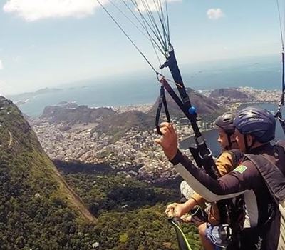 Paragliding in Rio