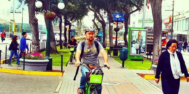 Bike tour around Miraflores